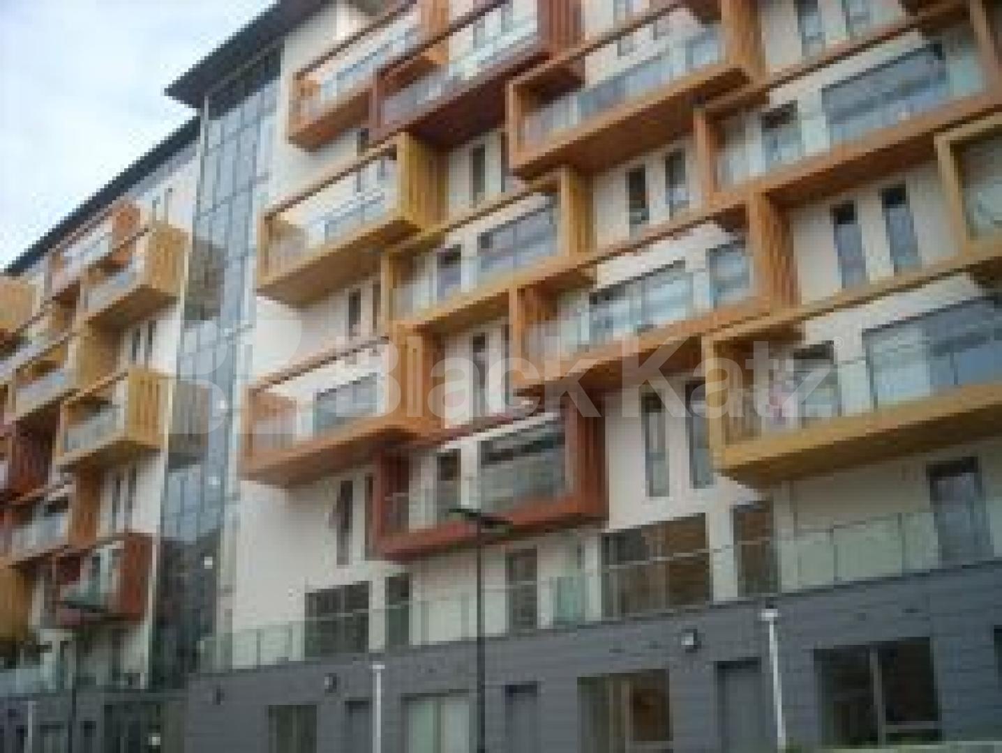 			1 Bedroom, 1 bath, 1 reception Ground Floor Maisonette			 O Central, Crampton Street, Elephant and Castle